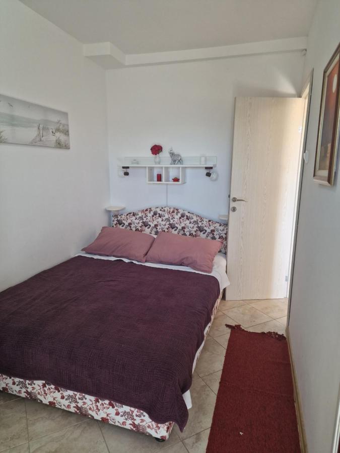 Marta Apartment Petrovac Buitenkant foto